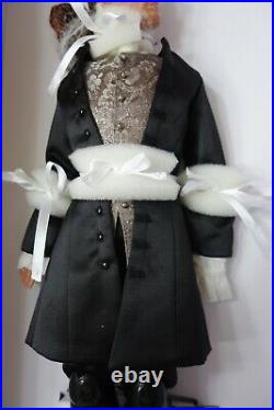 Tonner Jamie Fraser 17 doll from Outlander, mint withstand, NRFB