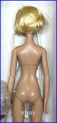 Tonner NUDE A Slight Chill from the Deja Vu Collection preowned MINT