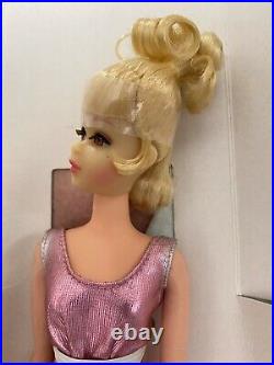 VINTAGE 1970 FRANCIE DOLL WITH GROWING PRETTY HAIR ## 1129 NEar MINT
