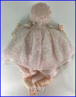 Vintage 1962 Madame Alexander Kitten 18 Baby Doll Vinyl Original Outfit MINT