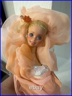 Vintage 1984 Barbie Peaches n Cream Doll wOriginal Dress Boa Jewelry More
