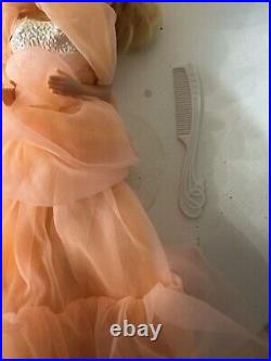 Vintage 1984 Barbie Peaches n Cream Doll wOriginal Dress Boa Jewelry More