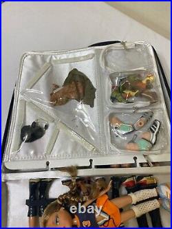 Vintage 2001 BRATZ Dolls Lot With Accessories & Case YASMIN ROXXI SASHA By MGA