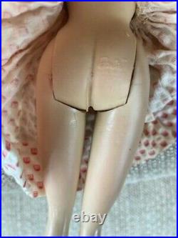 Vintage # 3 Brunette Ponytail Barbie. Near Mint Condition