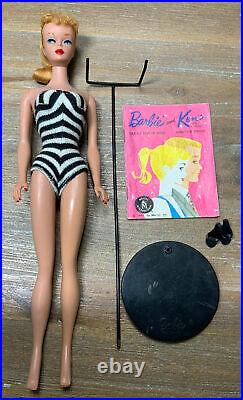 Vintage BARBIE #4 BLONDE PONYTAIL (R) PEDESTAL STAND WOW Red Lips Hard Curl