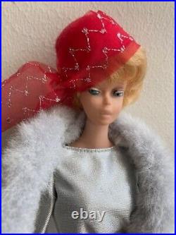 Vintage Bubble Cut Blonde Barbie 1964 Mint condition