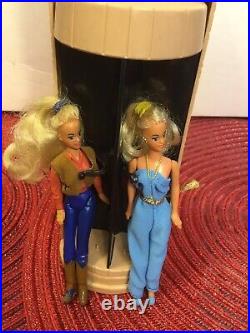 Vintage Kenner GLAMOUR GALS Fashion Doll Showplace Case & 19 Dressed Dolls 1981