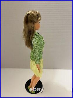 Vintage Mod Brunette Blonde Twist N Turn TNT Barbie Doll Mint Original 1960s Lot