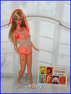 Vintage STUNNING SUNKISSED BLONDE TNT TWIST N TURN BARBIE SWIMSUIT BOOKLET STAND