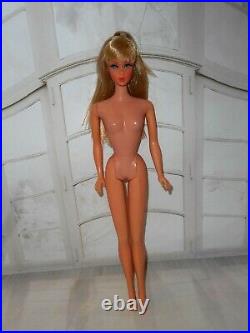 Vintage STUNNING SUNKISSED BLONDE TNT TWIST N TURN BARBIE SWIMSUIT BOOKLET STAND