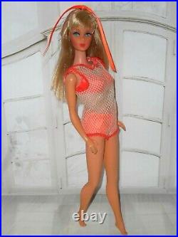 Vintage STUNNING SUNKISSED BLONDE TNT TWIST N TURN BARBIE SWIMSUIT BOOKLET STAND