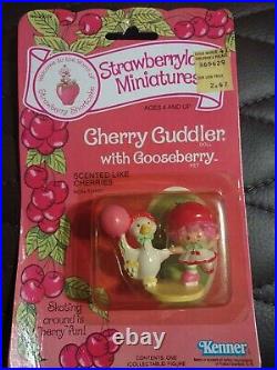 Vintage Strawberry Shortcake Cherry Cuddler With Gooseberry Mini Sealed