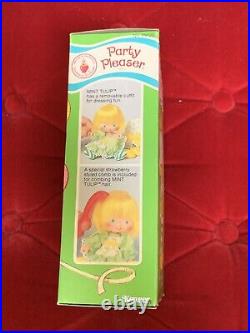 Vintage Strawberry Shortcake MINT TULIP Party Pleaser Doll Mint in Box