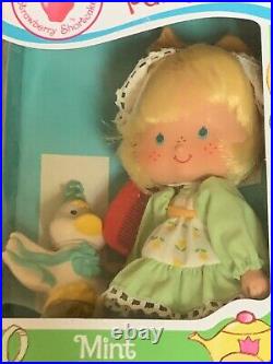 Vintage Strawberry Shortcake MINT TULIP Party Pleaser Doll Mint in Box