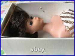 Vtg European Bubblecut Barbie Brunette Nrfb Mint In Box, Wrist Tag+ #850