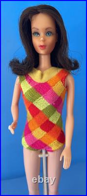 Vtg. TNT Marlo Flip head/1966 TNT knees bend Korea body-orig outfits/ case