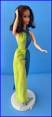 Vtg. TNT Marlo Flip head/1966 TNT knees bend Korea body-orig outfits/ case