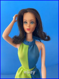 Vtg. TNT Marlo Flip head/1966 TNT knees bend Korea body-orig outfits/ case