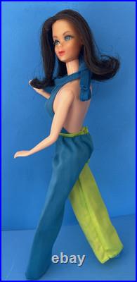 Vtg. TNT Marlo Flip head/1966 TNT knees bend Korea body-orig outfits/ case