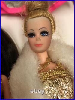 Vtg Topper Dawn and her Friends Doll Case 9 Dolls With Clothes & Accessories 70s