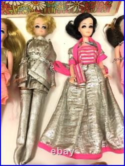 Vtg Topper Dawn and her Friends Doll Case 9 Dolls With Clothes & Accessories 70s