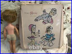 XDeluxe Reading Corp. Lot 11 dolls (5 Penny Brite) & 6 Suzy cute with crib, Case